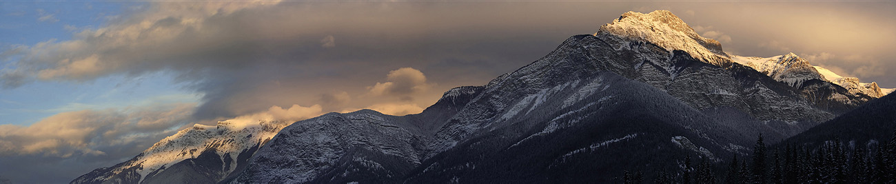 Ranch views of mountains in winter